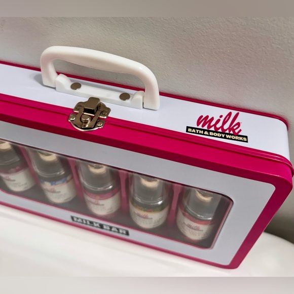 NIB B&BW x MILK BAR Full Collection travel size FFM. In metal case with handle - Picture 2 of 10